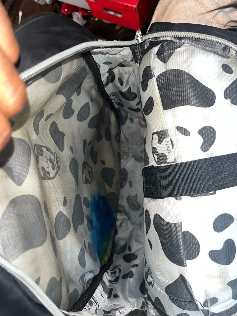 Black Men’s Backpack with Multiple Zippered Pockets